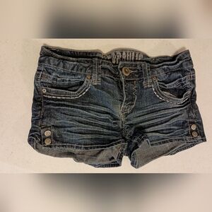 Hydraulic low rise jean shorts